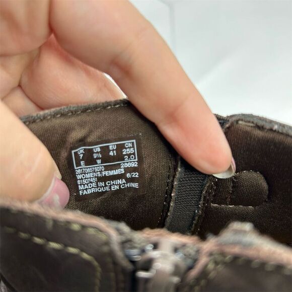 Clarks Caroline Orchid Chocolate Brown Leather Flat Ankle Boots Size 9.5 Wide - Picture 11 of 11